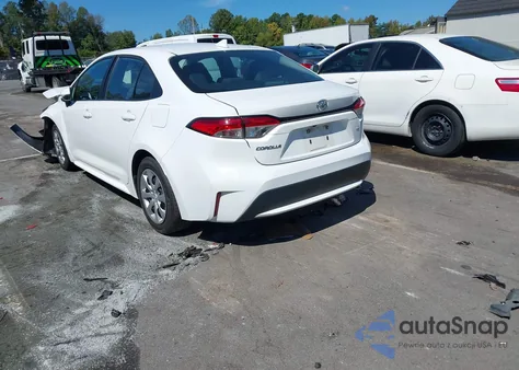 2021 Toyota Corolla Le z USA, uszkodzony, nr VIN 5YFEPMAE3MP247317